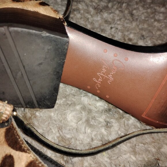 NOWT Women's Textured Sandals - Picture 4 of 7